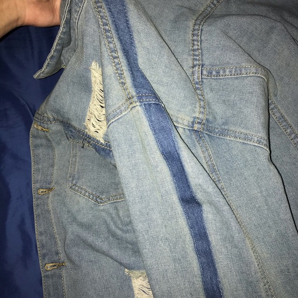Jean jacket - Picture 4 of 4